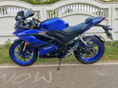 YAMAHA R15 V3